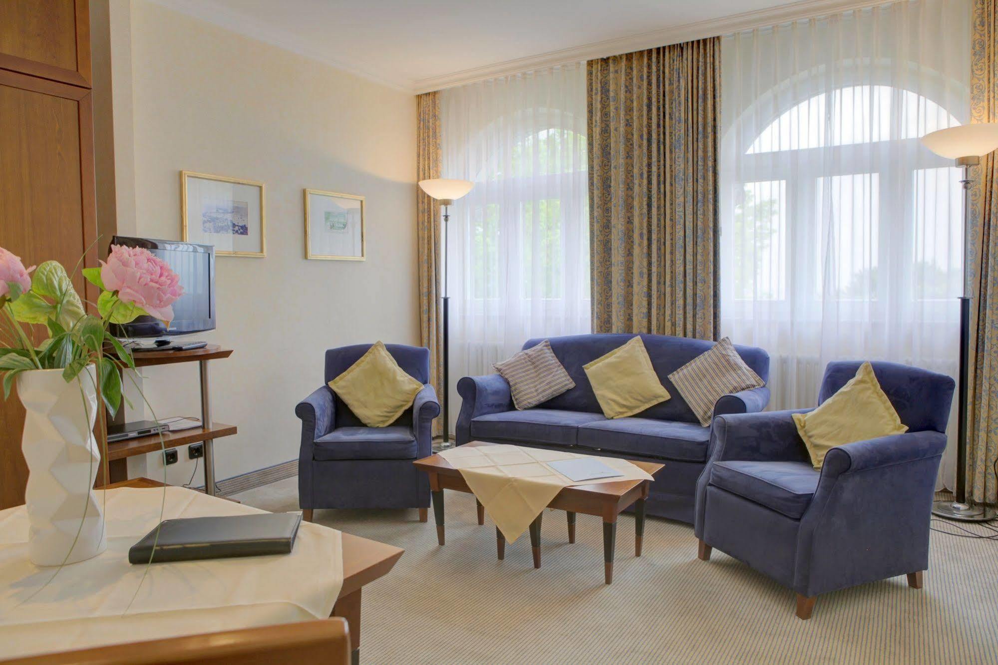 Aparthotel Seeschloesschen Zinnowitz Ngoại thất bức ảnh