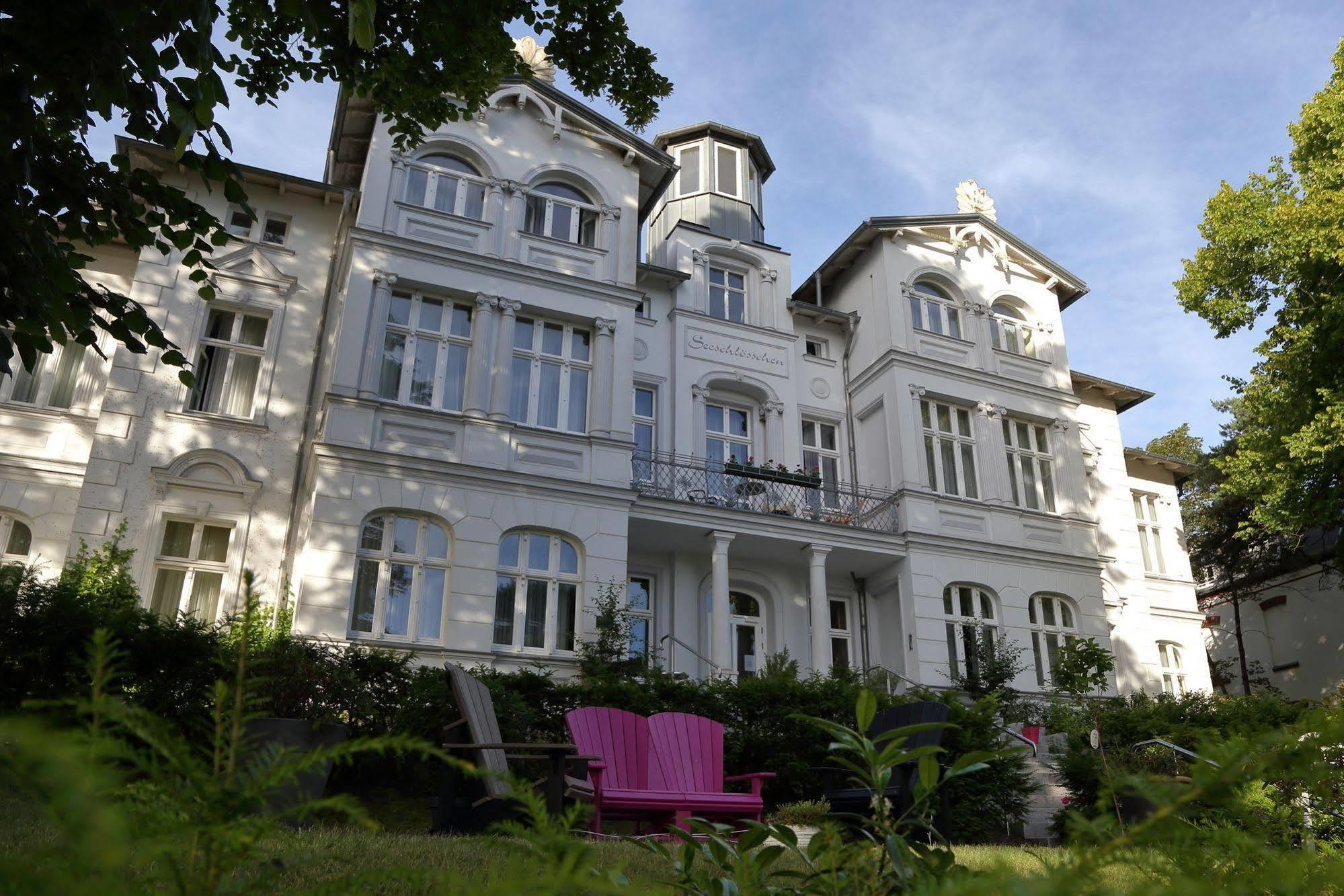 Aparthotel Seeschloesschen Zinnowitz Ngoại thất bức ảnh